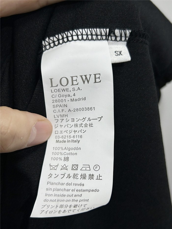 稀少 ロエベ 激安偽物 カラー糸刺繍半袖Tシャツ