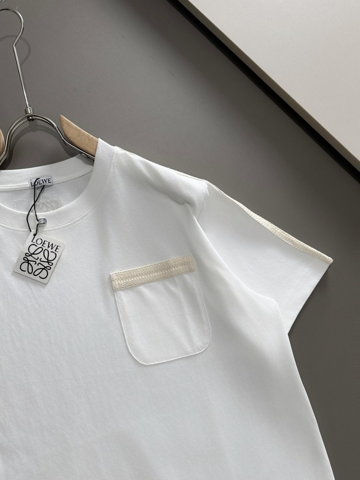 累積売上総額第１位！ロエベ コピー 24 ss春夏新作高バージョン織機ベルト継ぎ手Tシャツ