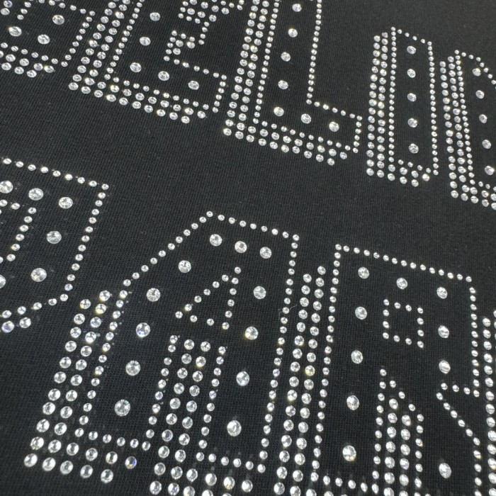 入手困難 セリーヌ コピー 24 ssリベット半袖Tシャツ