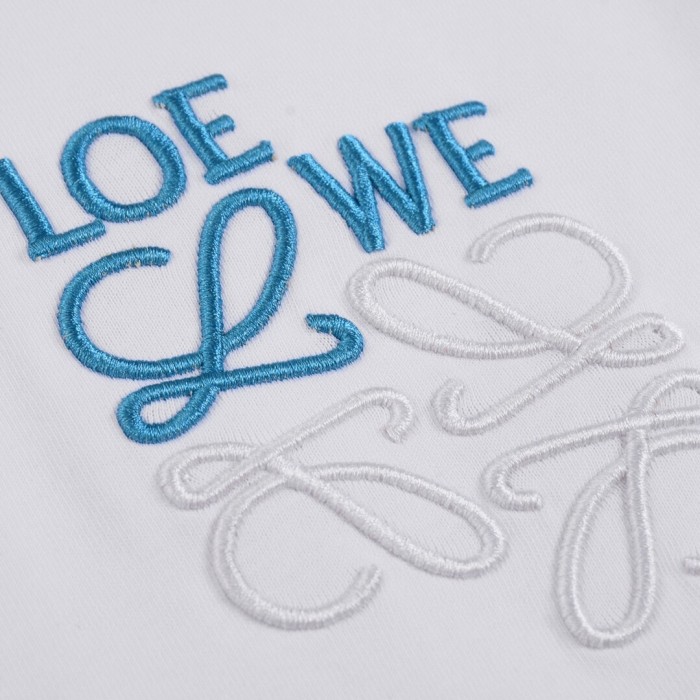累積売上総額第１位！ ロエベ 激安通販 刺繍ズレロゴ刺繍オールインワン丸首半袖Tシャツ
