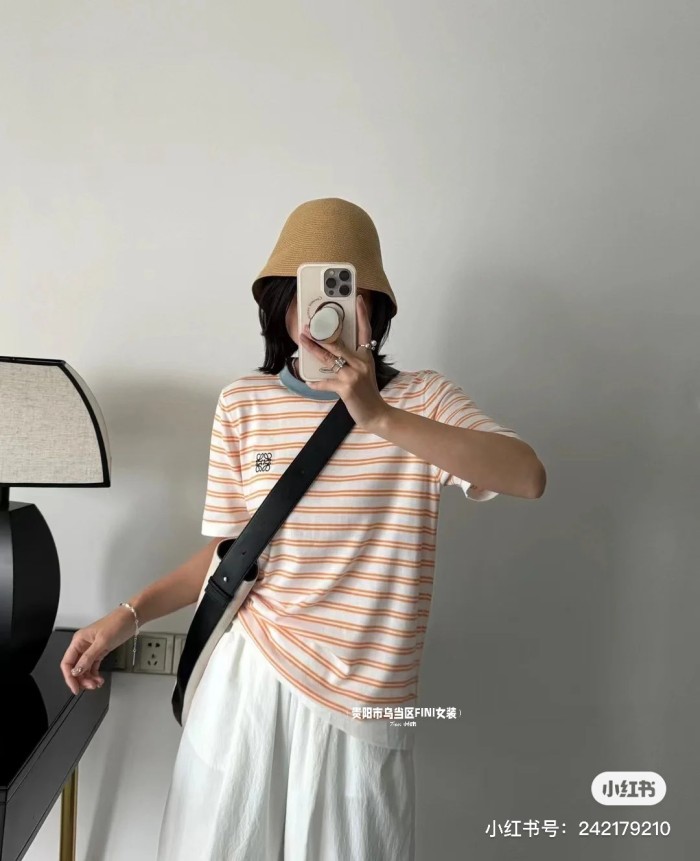 超奇跡の入荷☆ ロエベ コピー24 SS定番Tシャツニット半袖
