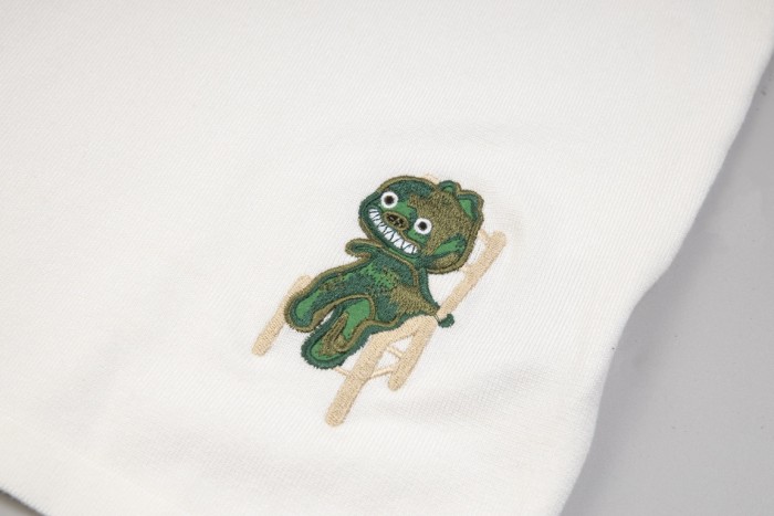 超奇跡の入荷☆ ディオール 激安通販 2024早春小恐竜刺繍丸首ニットセーター半袖