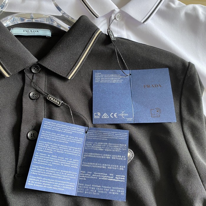 追跡付 プラダ 偽物通販 イトビジネス三角ロゴアルファベット快適通気ポロシャツ半袖Tシャツ2色
