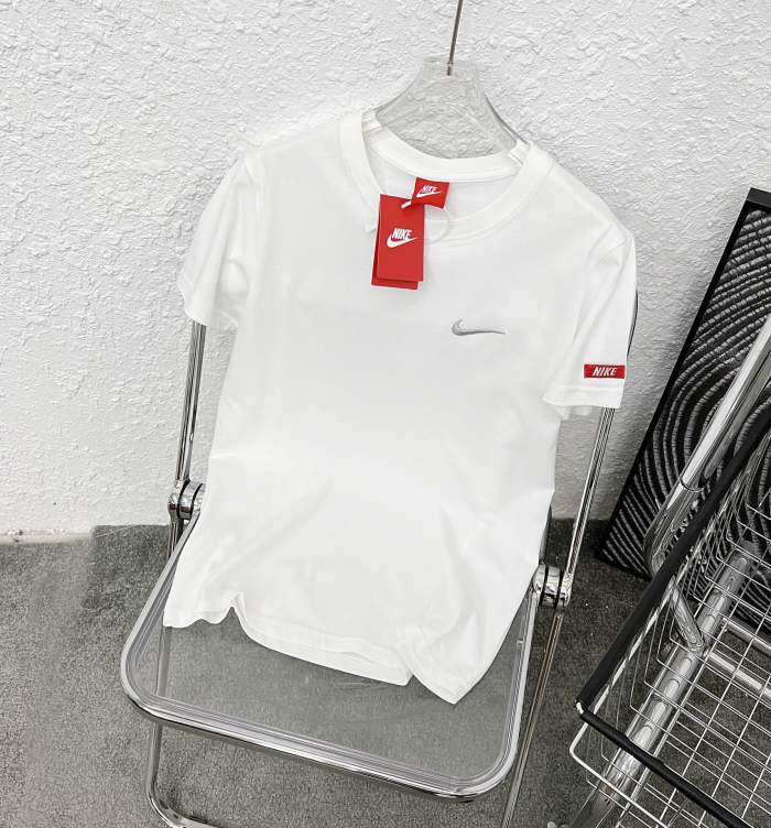新作 ナイキ 激安偽物 シルバーチェック定番レトロモダンカップルTシャツ2色