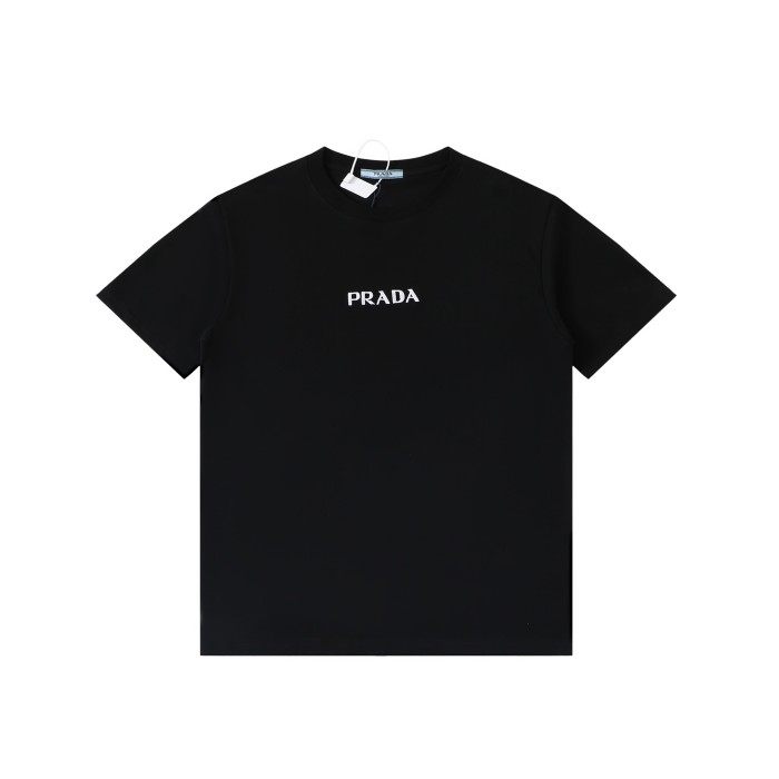 大人気 プラダ スーパーコピー シンプル刺繍ロゴ半袖Tシャツ2色