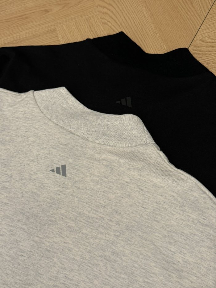 一目惚れ♪ アディダス 偽物通販 夏のプチレッドブック爆着カップルハイネック半袖Tシャツ2色