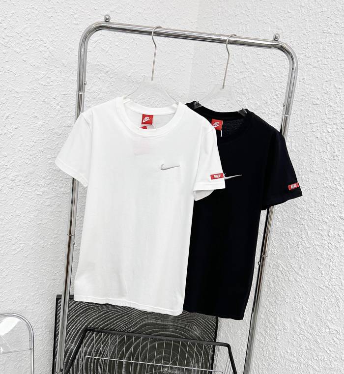 新作 ナイキ 激安偽物 シルバーチェック定番レトロモダンカップルTシャツ2色