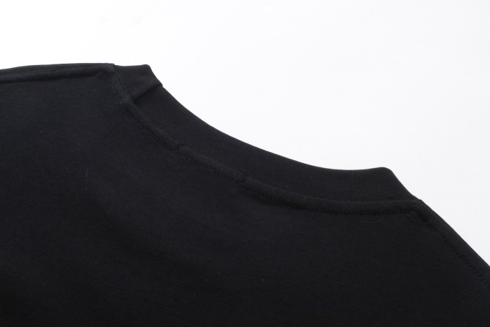 超奇跡の入荷☆ プラダ n級品 24 SSロゴプリントペアルックTシャツ半袖