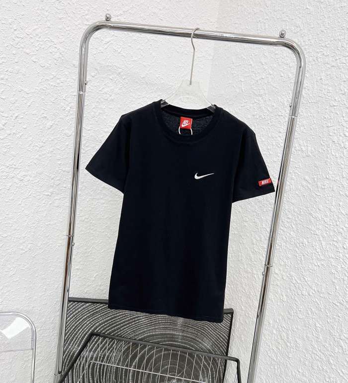 新作 ナイキ 激安偽物 シルバーチェック定番レトロモダンカップルTシャツ2色