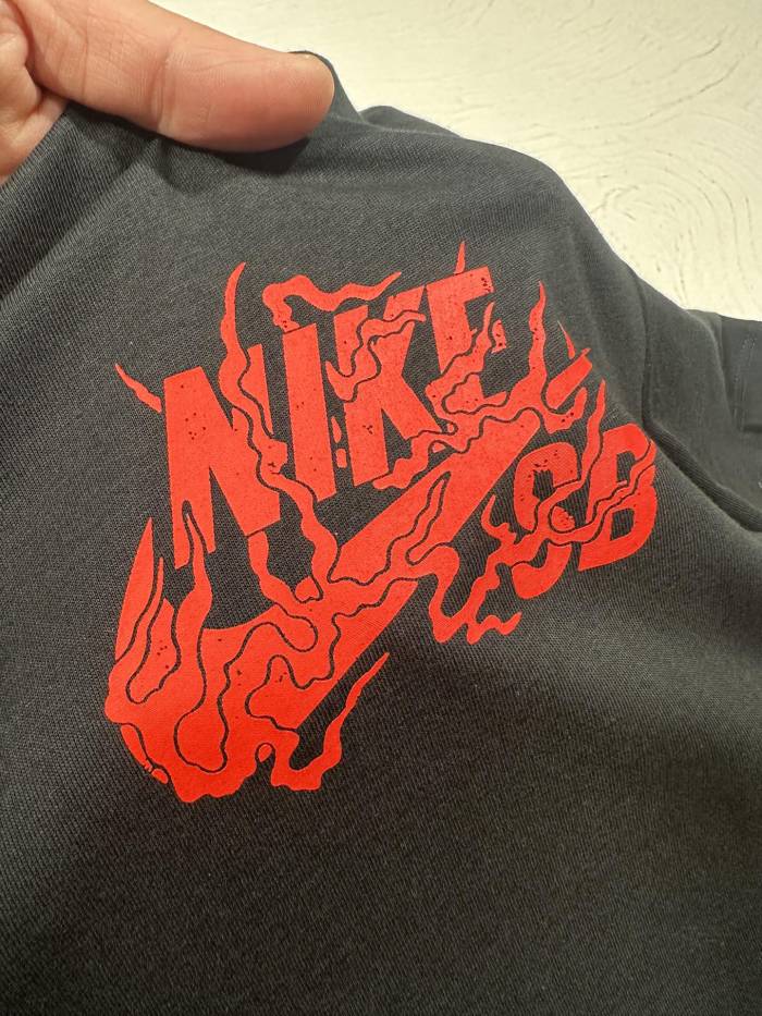高品質 ナイキ コピーおすすめ スケートボードTシャツ