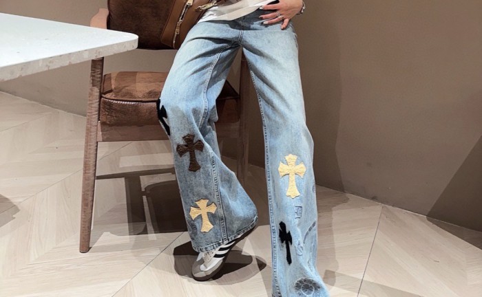 大人気 クロムハーツ 激安通販 スエード刺繍ワイドパンツ