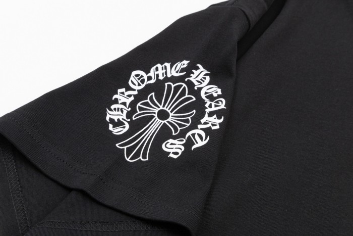 累積売上総額第１位！ クロムハーツ 激安通販 サンスクリット十字架馬蹄花プリント