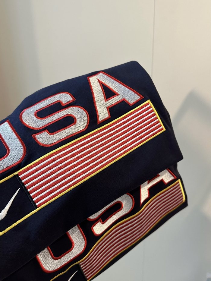 累積売上総額第１位！ ナイキ スーパーコピー 古着USA国旗刺繍ロゴボアブルー半袖