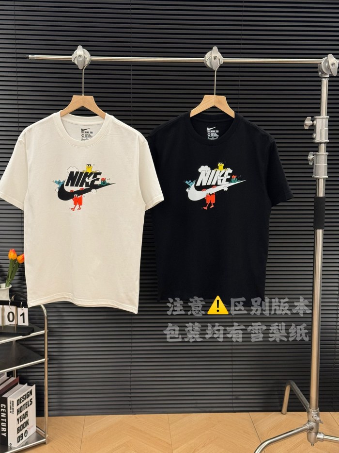 超奇跡の入荷☆ ナイキ 激安通販 24 ss夏の定番胸もとカートゥーンプリントカップル半袖Tシャツ3色