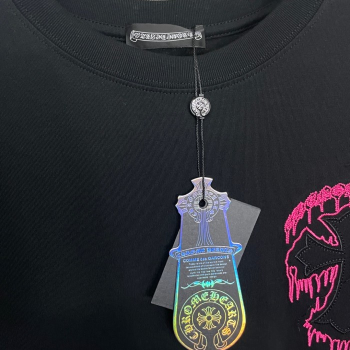 大人気 クロムハーツ 激安偽物 24 ss夏新作胸元刺繍ロゴ柄半袖ゆったりTシャツ