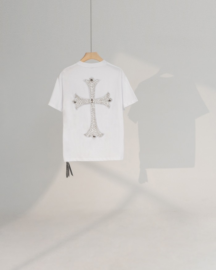 追跡付 クロムハーツ コピーおすすめ 革の馬蹄十字架を貼った小さな鉄のマイクロロゴTシャツ2色