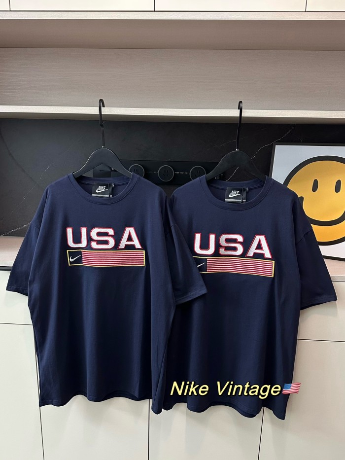 累積売上総額第１位！ ナイキ スーパーコピー 古着USA国旗刺繍ロゴボアブルー半袖