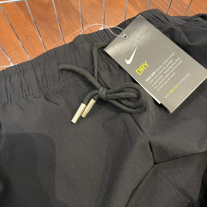 使い勝手良し ナイキ コピー 速乾ストレッチパンツ5分パンツ2色