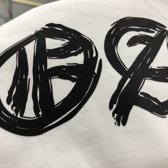 日本未入荷 クロムハーツ 激安通販 2024新作クロス半袖Tシャツ