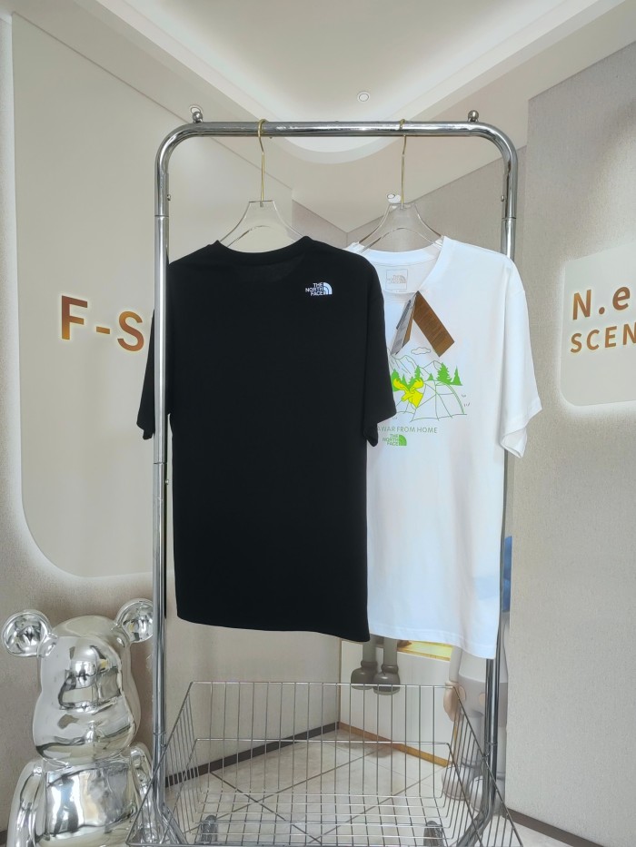 【話題商品！】ザノースフェイス コピー の野外車キャンプ趣味のプリントＴシャツ2色