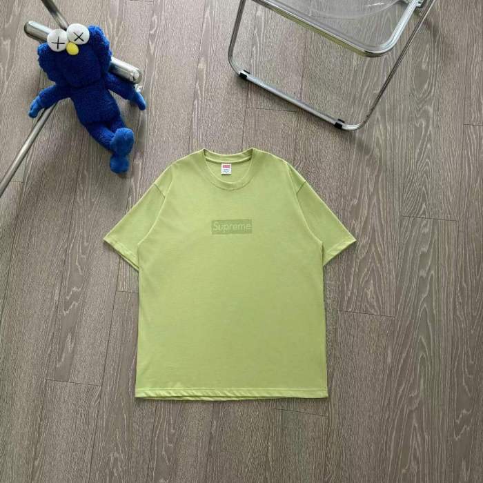 超奇跡の入荷☆ シュプリーム 激安通販 シンプルアルファベット立体プリント半袖Tシャツ4色