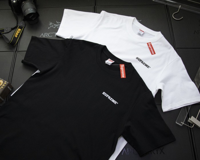 累積売上総額第１位！ シュプリーム スーパーコピー バックレインボーロゴアルファベットプリントTシャツ半袖2色