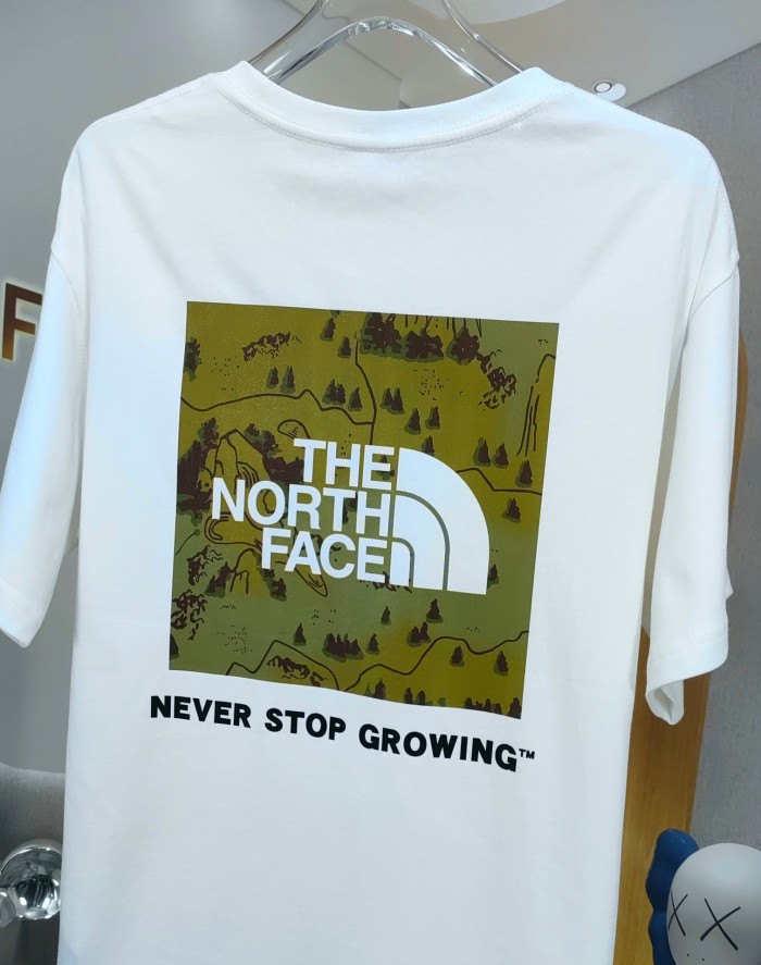 超奇跡の入荷☆ ザノースフェイス コピーおすすめ 山川地図ビッグロゴTシャツ2色