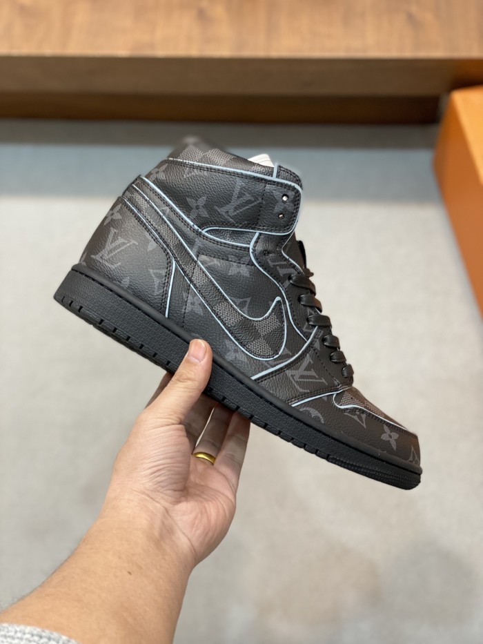 追跡付 ルイヴィトン コピー L.v X nikeハイカットカジュアルスニーカー