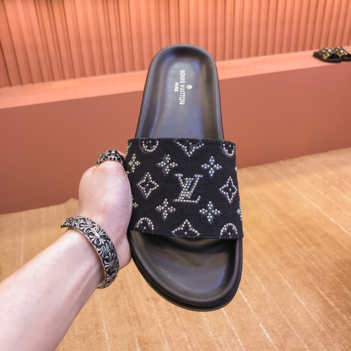 一目惚れ♪ ルイヴィトン コピーおすすめ lv高級品紳士スリッパ