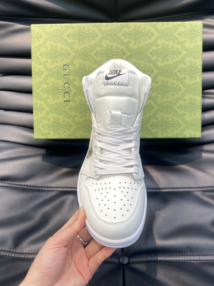累積売上総額第１位！ ナイキ 激安通販 Gucci X nike連名ローカットカジュアルスニーカー