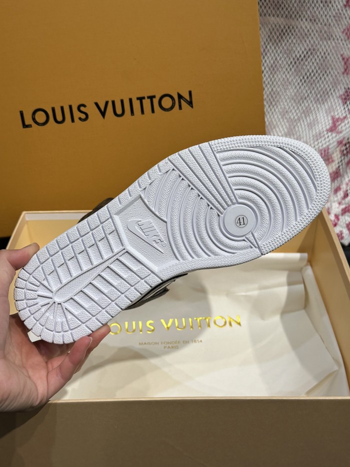 【話題商品！】 ナイキ スーパーコピー L.v X nike連名ローカットカジュアルスニーカー