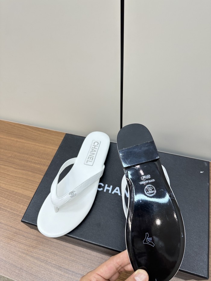 日本未入荷 シャネル 偽物通販 夏用スリッパ