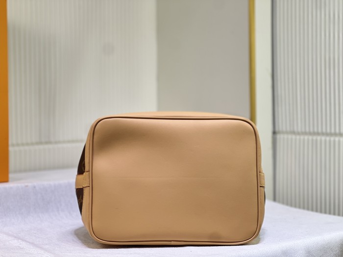 累積売上総額第１位！ルイヴィトン n級品 引き綱バケツのバッグ