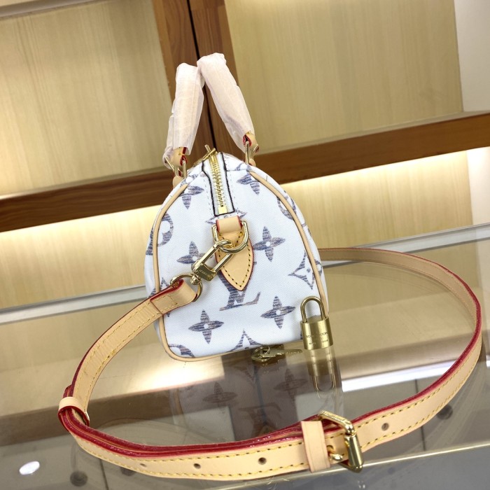 日本未入荷 ルイヴィトン コピーおすすめ レディースショルダーバッグ