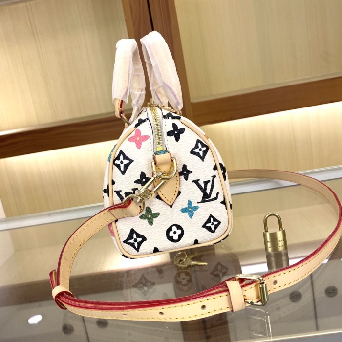 日本未入荷 ルイヴィトン 激安偽物 レディースショルダーバッグ