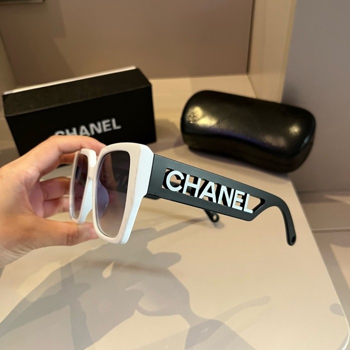 稀少 シャネル スーパーコピー 中古サングラス