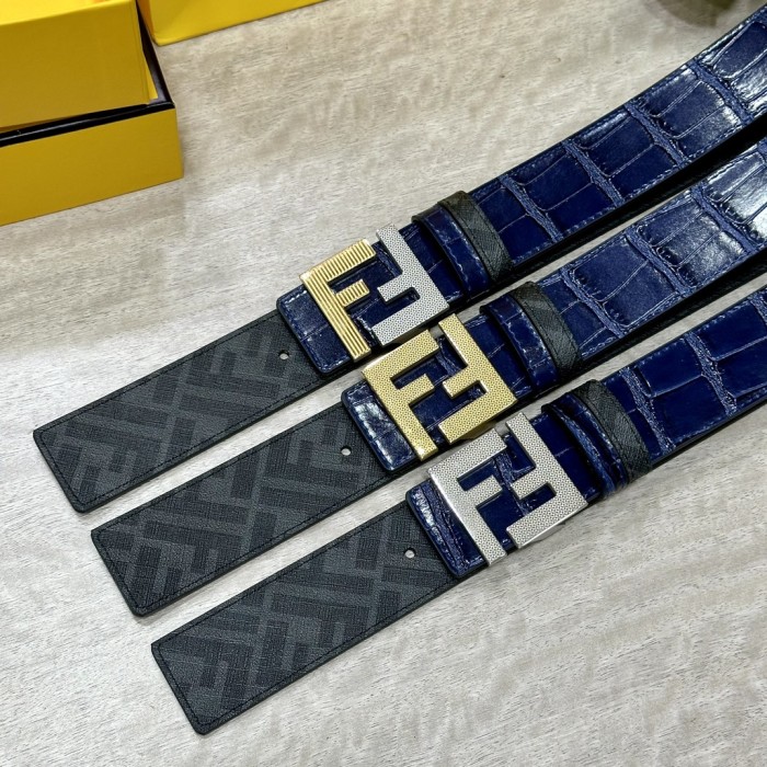日本未入荷 フェンディ コピー ダブルリング正逆用ベルトFFボタンバックル