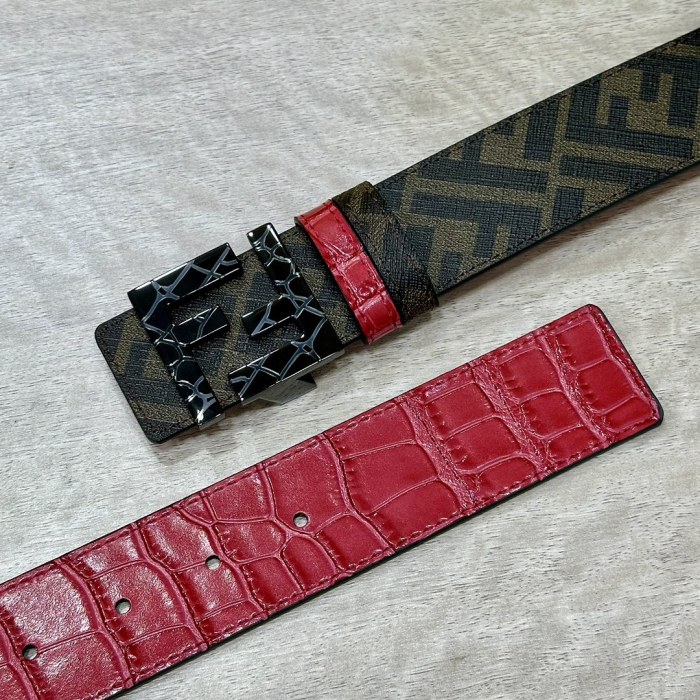 【限定】フェンディ スーパーコピー ダブルリング正逆用ベルトFFボタンバックル