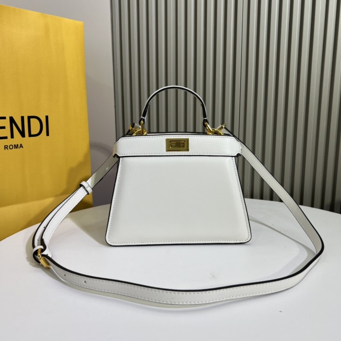 【限定】フェンディ n級品 Fendiの最新子猫バッグ