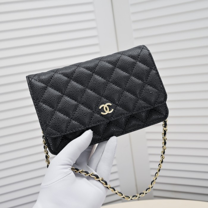 超奇跡の入荷☆ シャネル コピー wocキャビアの定番金持ちバッグには