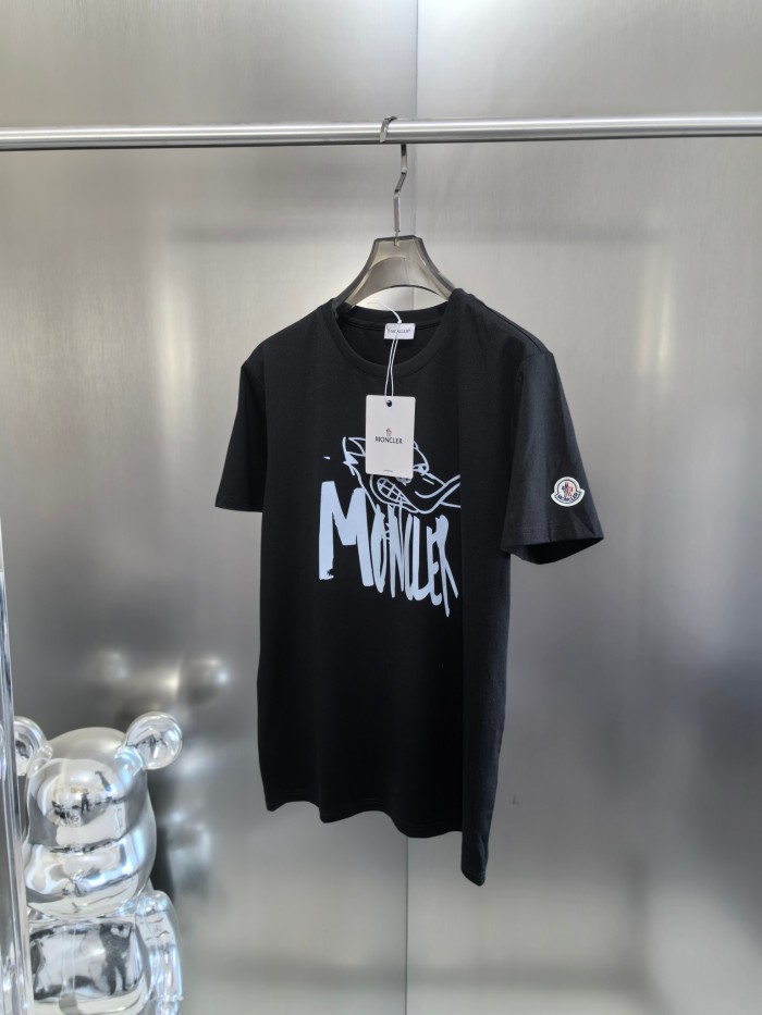 追跡付 モンクレール n級品 ドナルドダック趣味のアルファベットプリント半袖Tシャツ