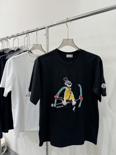 累積売上総額第１位！モンクレール コピー 2024 ss新作スキー人形重工刺繍丸首半袖Tシャツ