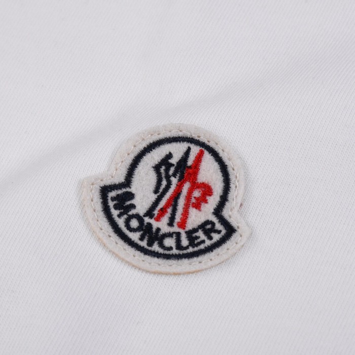 追跡付 モンクレール コピーおすすめ 刺繍バッグショルダーリボンデザインラウンドネック半袖Tシャツ