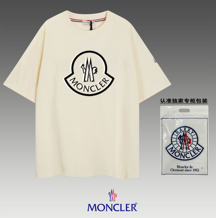 入手困難 モンクレール スーパーコピー 丸首半袖Tシャツ