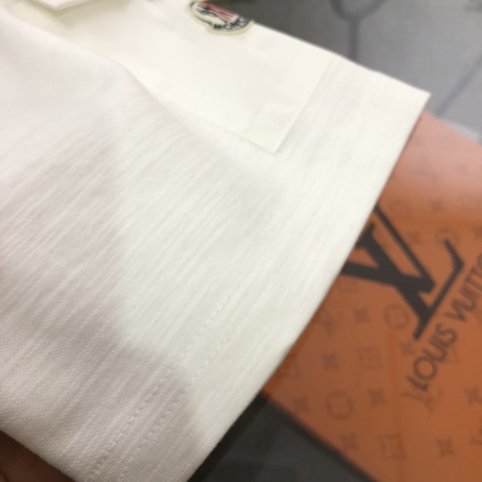 稀少 モンクレール 激安通販 2024春夏新作プリントポケットロゴラウンドネック半袖Tシャツ