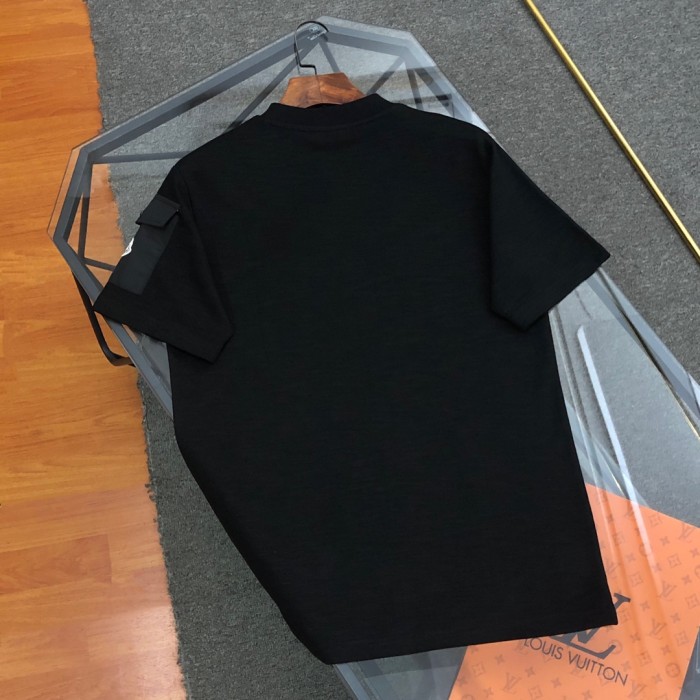 大人気 モンクレール 偽物通販 2024春夏新作プリントポケットロゴラウンドネック半袖Tシャツ