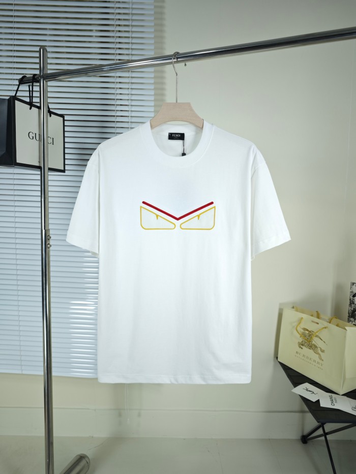 超話題!フェンディ 偽物通販 悪魔の目男女同じコットン丸首半袖Tシャツ2色