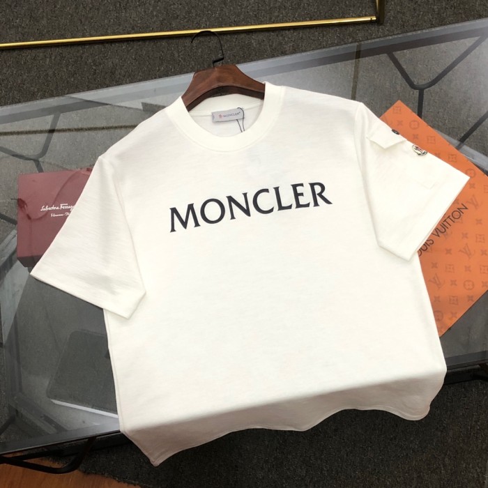 稀少 モンクレール 激安通販 2024春夏新作プリントポケットロゴラウンドネック半袖Tシャツ