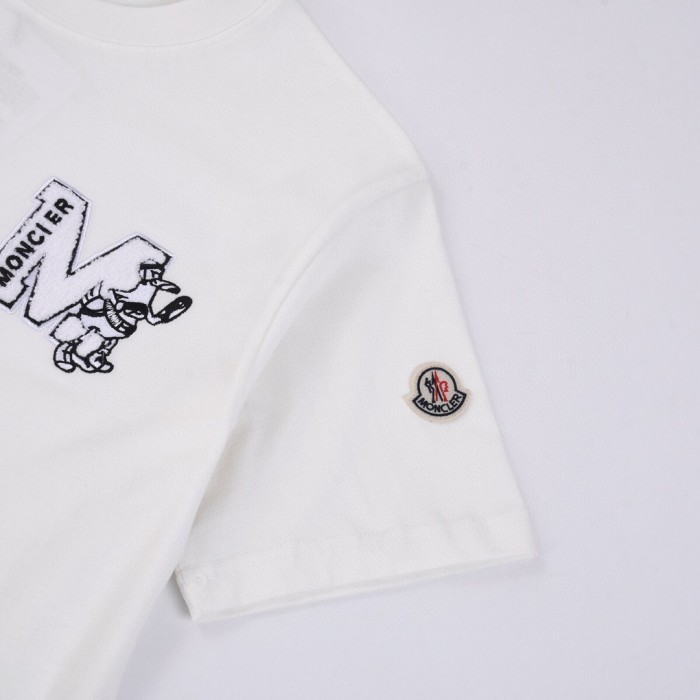 【限定】モンクレール コピー 2024春夏ベーシックMアルファベット斑点犬タオル刺繍ラウンドネック半袖Tシャツ