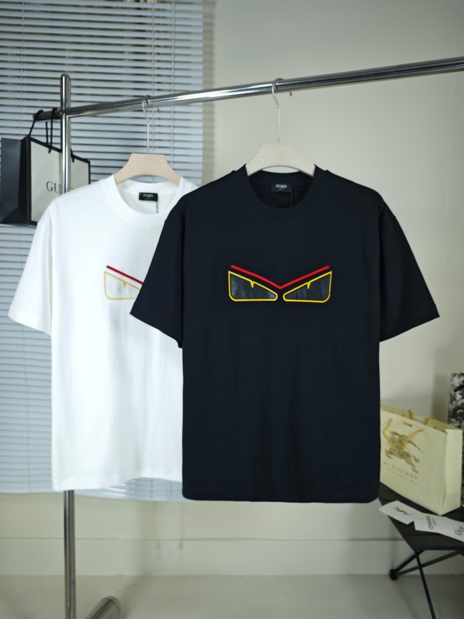 超話題!フェンディ 偽物通販 悪魔の目男女同じコットン丸首半袖Tシャツ2色